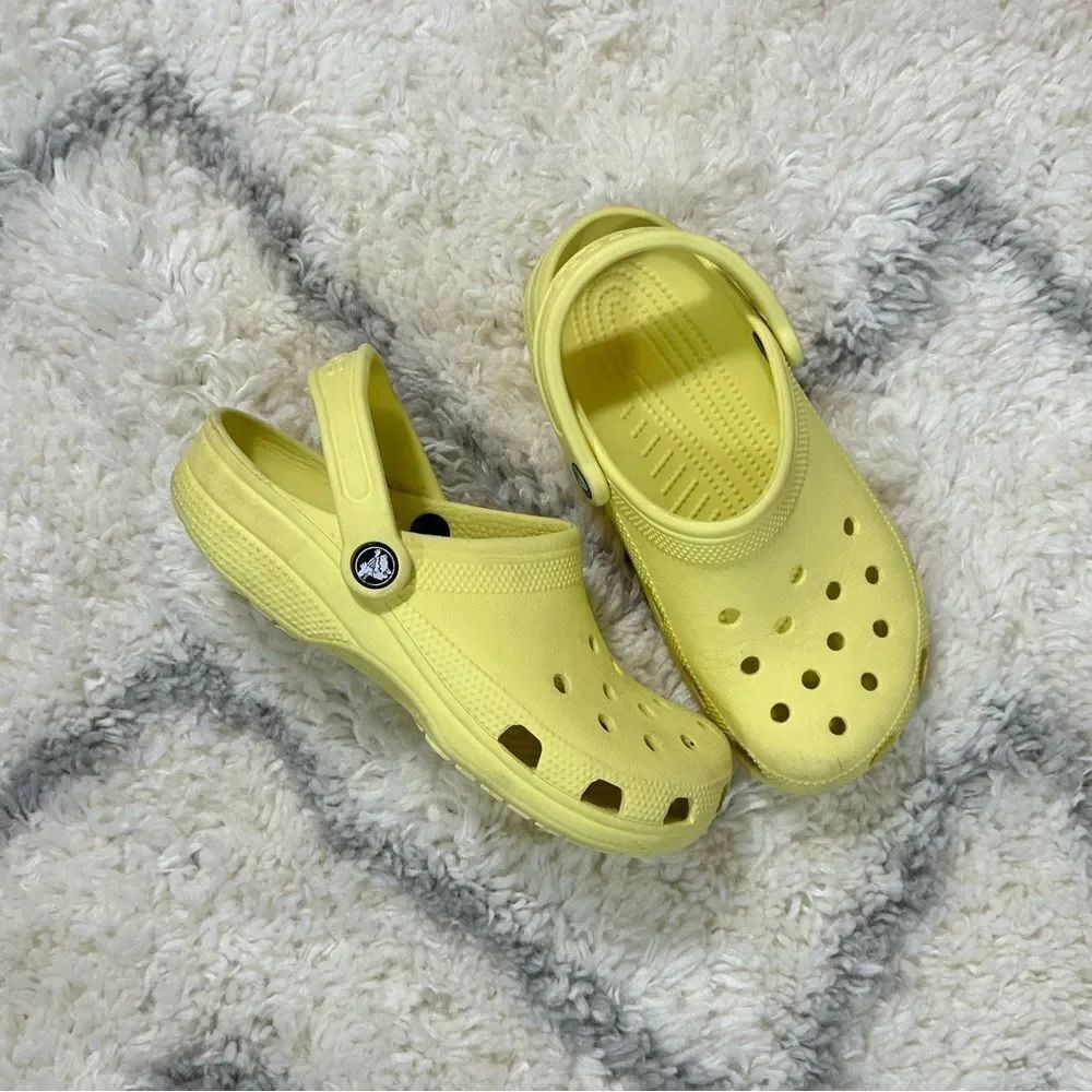CROCS Kids Yellow Water Shoes - Picture 5 of 7